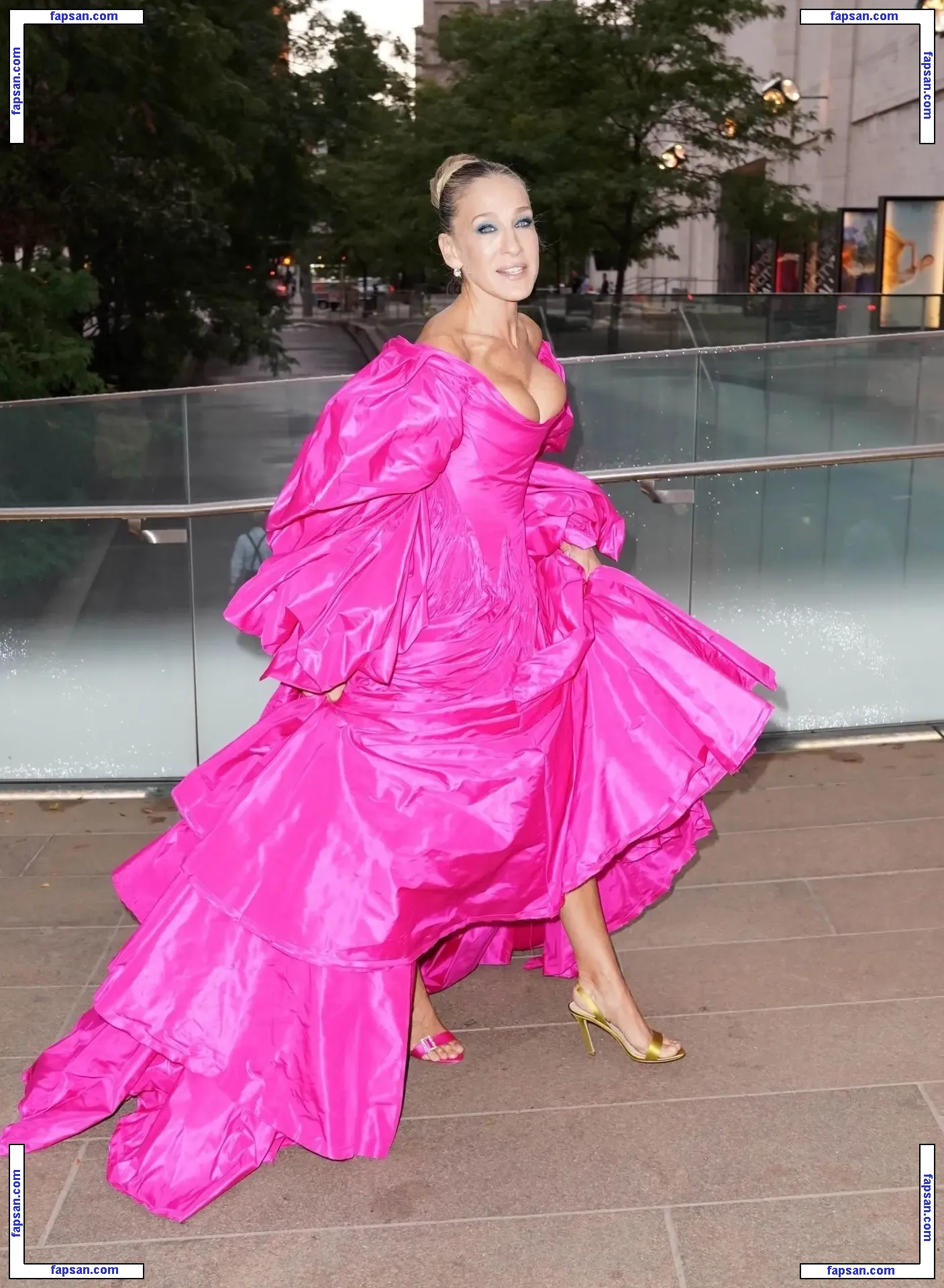 Sarah Jessica Parker nude photo #0338 from OnlyFans