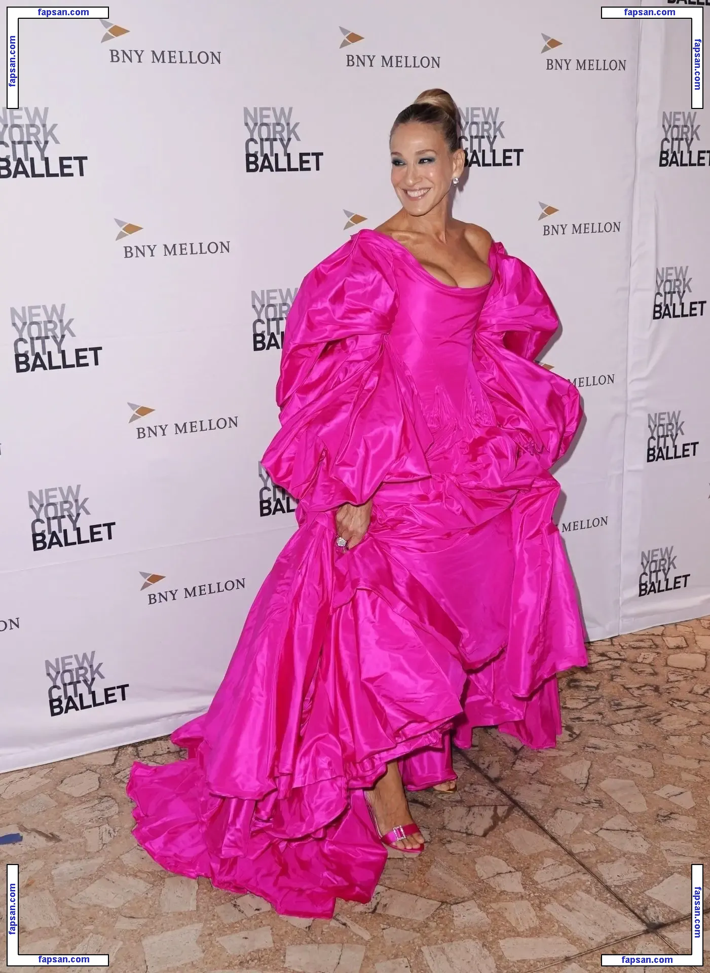 Sarah Jessica Parker nude photo #0359 from OnlyFans