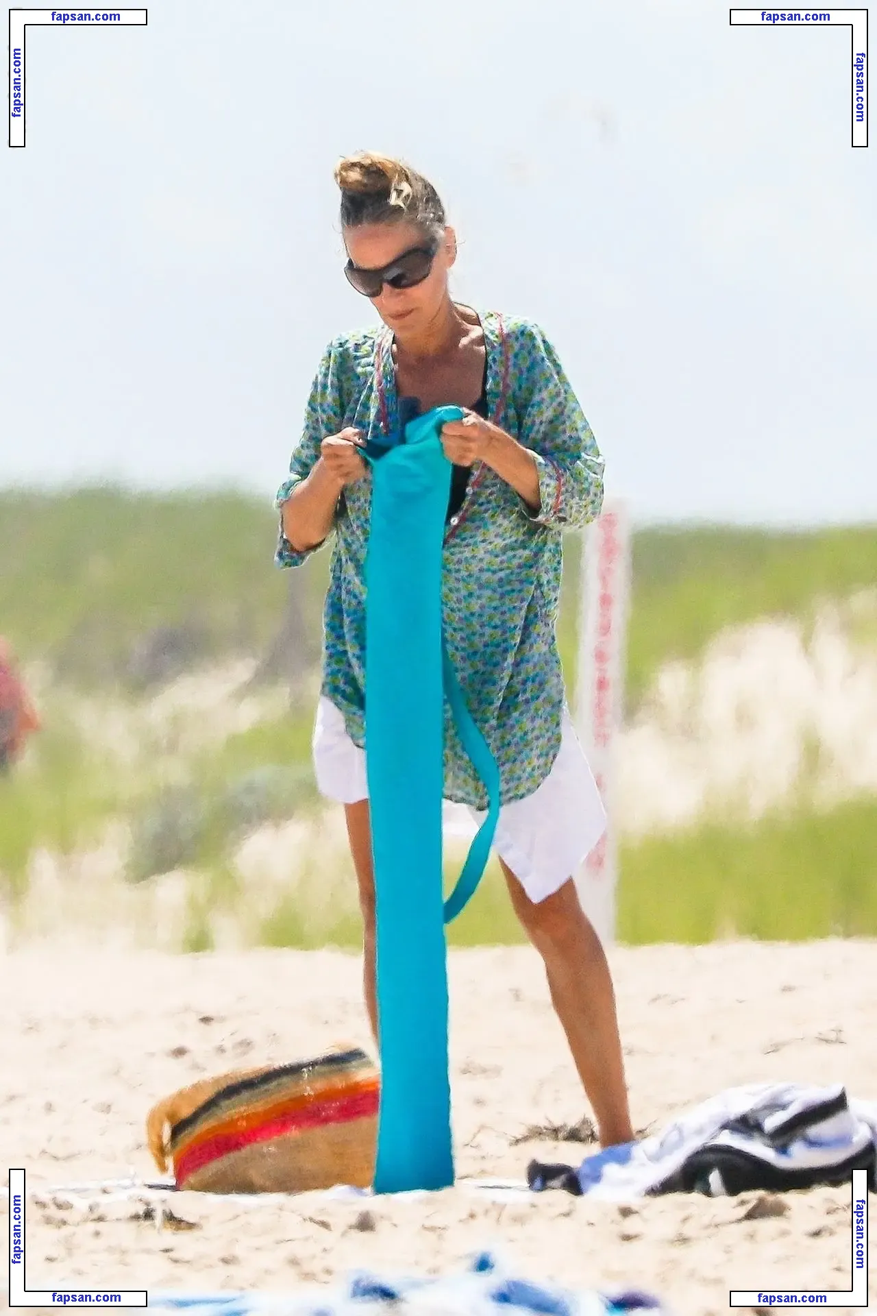 Sarah Jessica Parker голая фото #0473 с Онлифанс