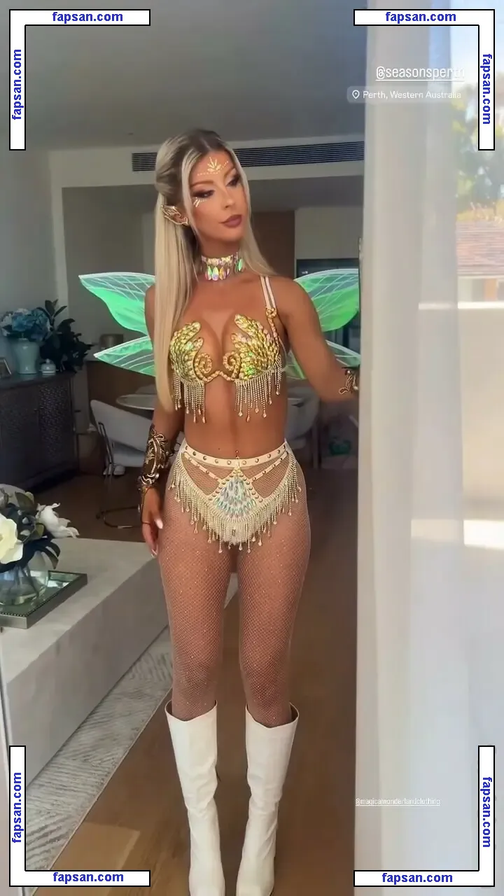 Sarah Jongeling голая фото #0025 с Онлифанс