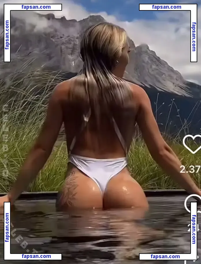 Sarah Liebich nude photo #0016 from OnlyFans