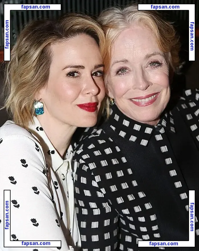 Sarah Paulson голая фото #0112 с Онлифанс