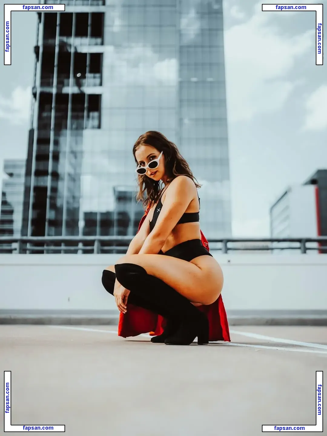 Sarah Senecal nude photo #0151 from OnlyFans