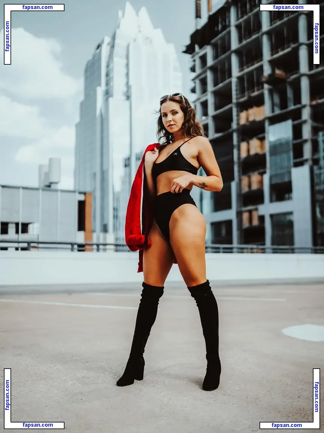 Sarah Senecal nude photo #0158 from OnlyFans