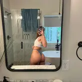 Sarah Senecal голая #0148