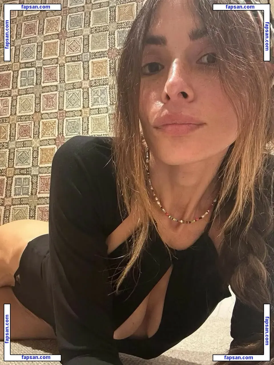 Sarah Shahi голая фото #0474 с Онлифанс