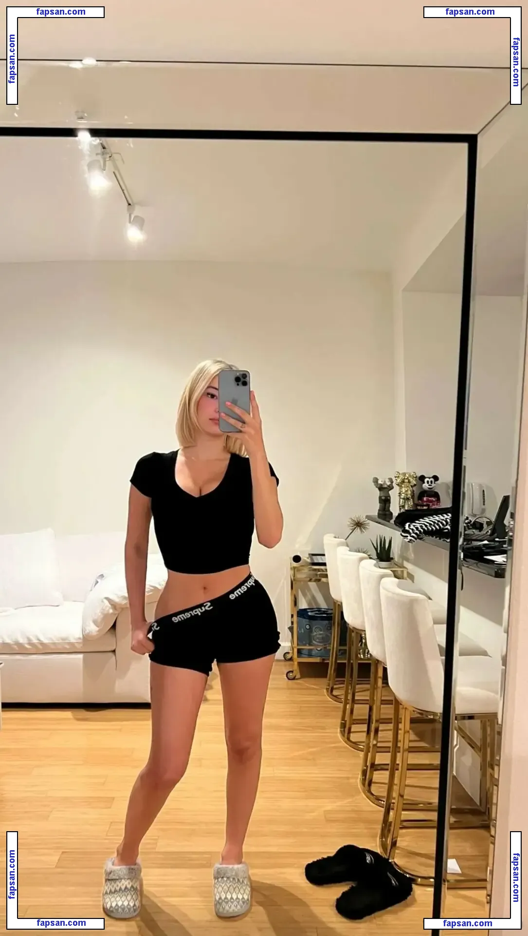 Sarah Snyder nude photo #0187 from OnlyFans