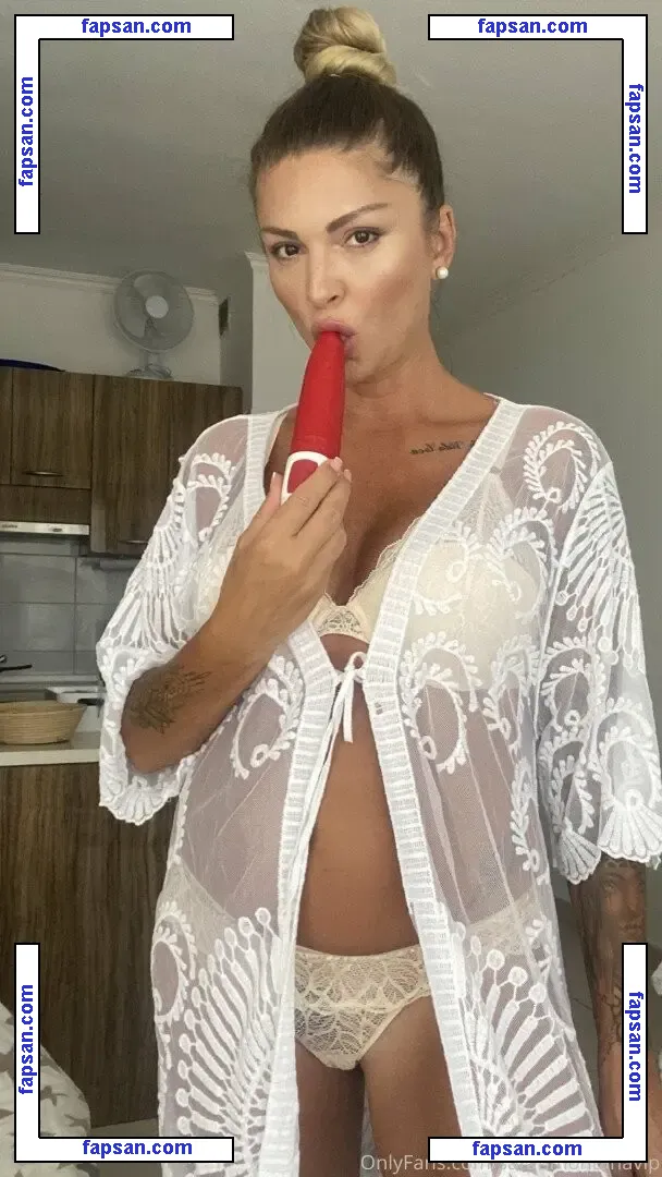 Sarah Step Mommy nude photo #0057 from OnlyFans