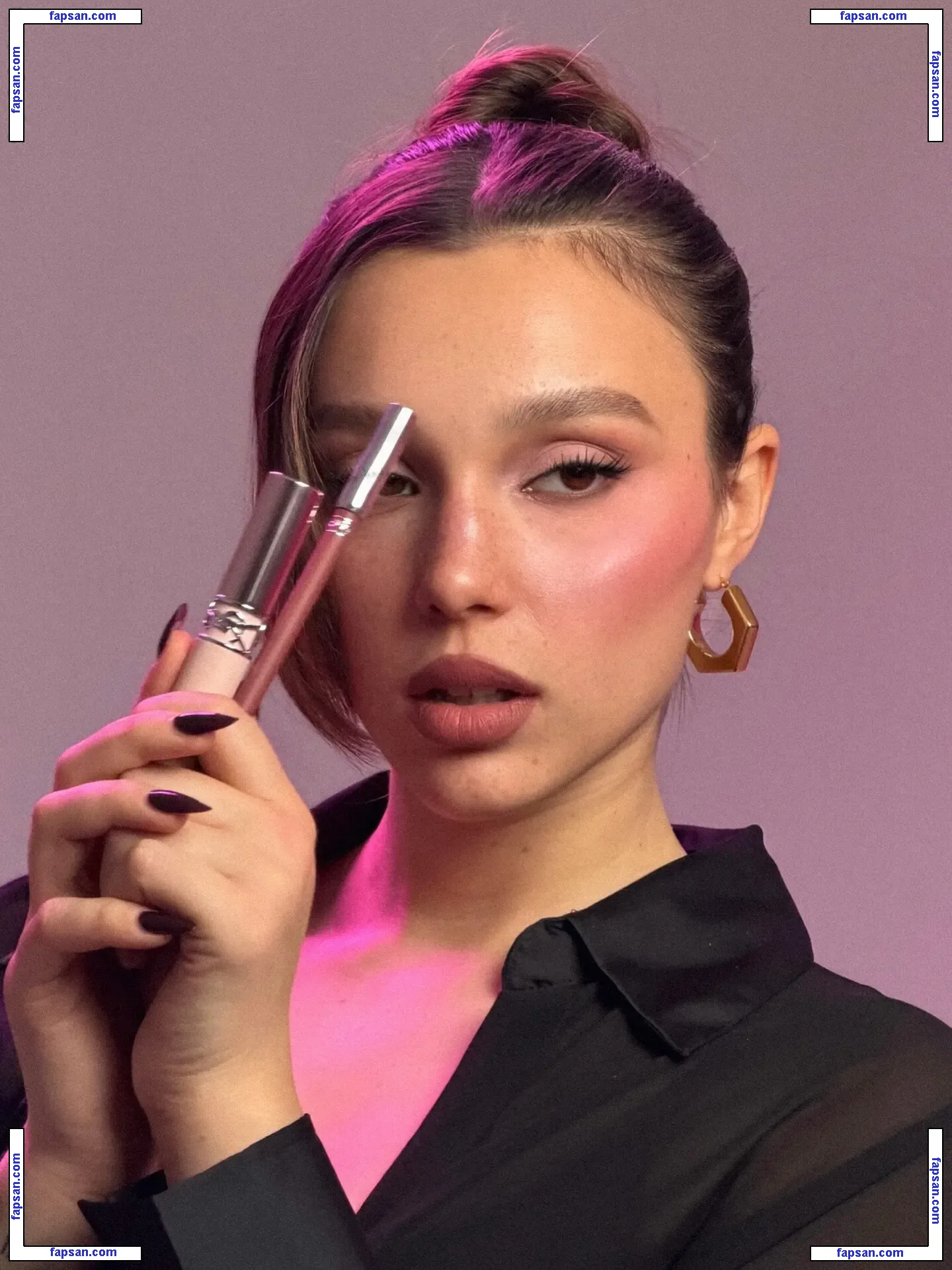 Sarah Toscano голая фото #0010 с Онлифанс