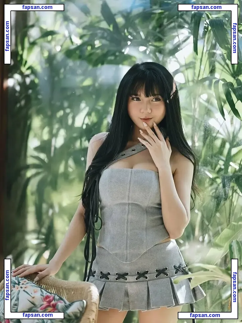 Sarah Viloid nude photo #0021 from OnlyFans