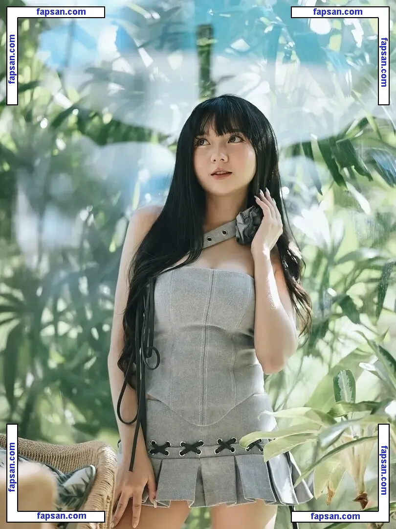 Sarah Viloid nude photo #0029 from OnlyFans