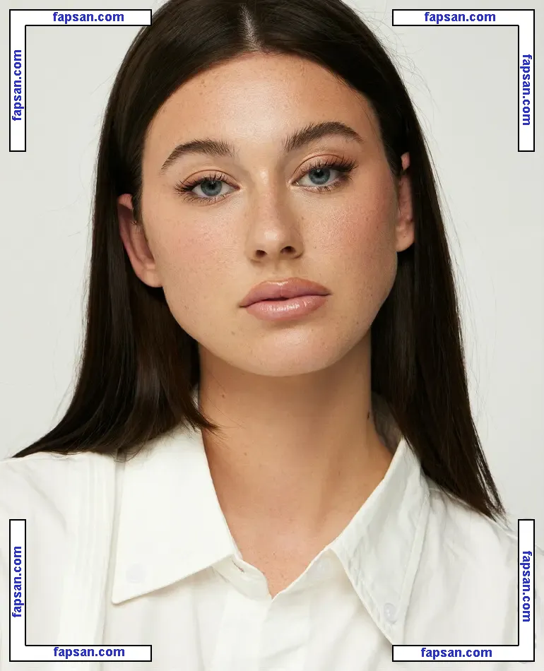 Sarah Waddles nude photo #0100 from OnlyFans