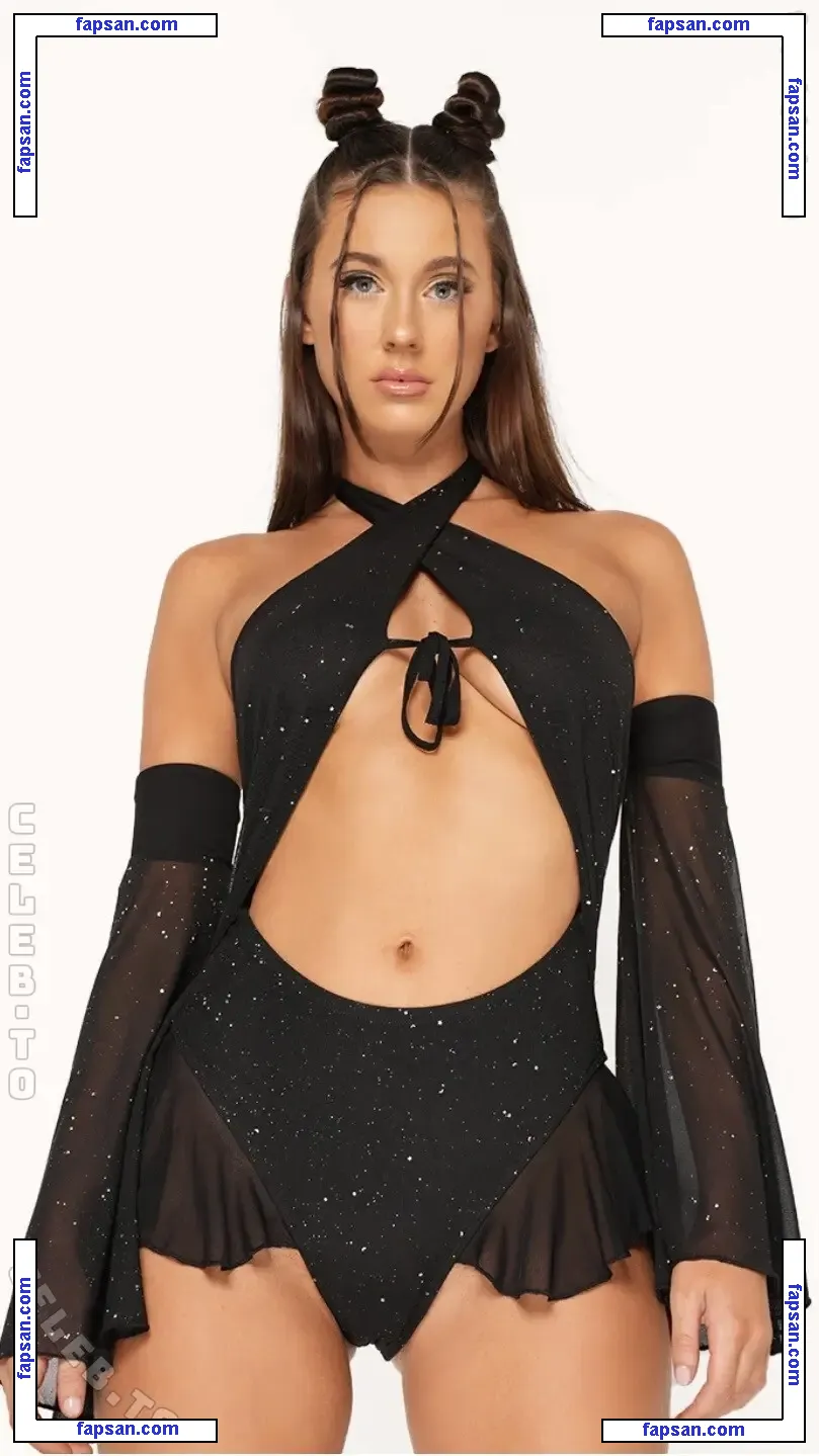 Sarah Waddles nude photo #0130 from OnlyFans