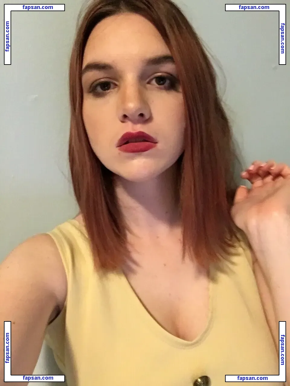Sarah Z nude photo #0047 from OnlyFans