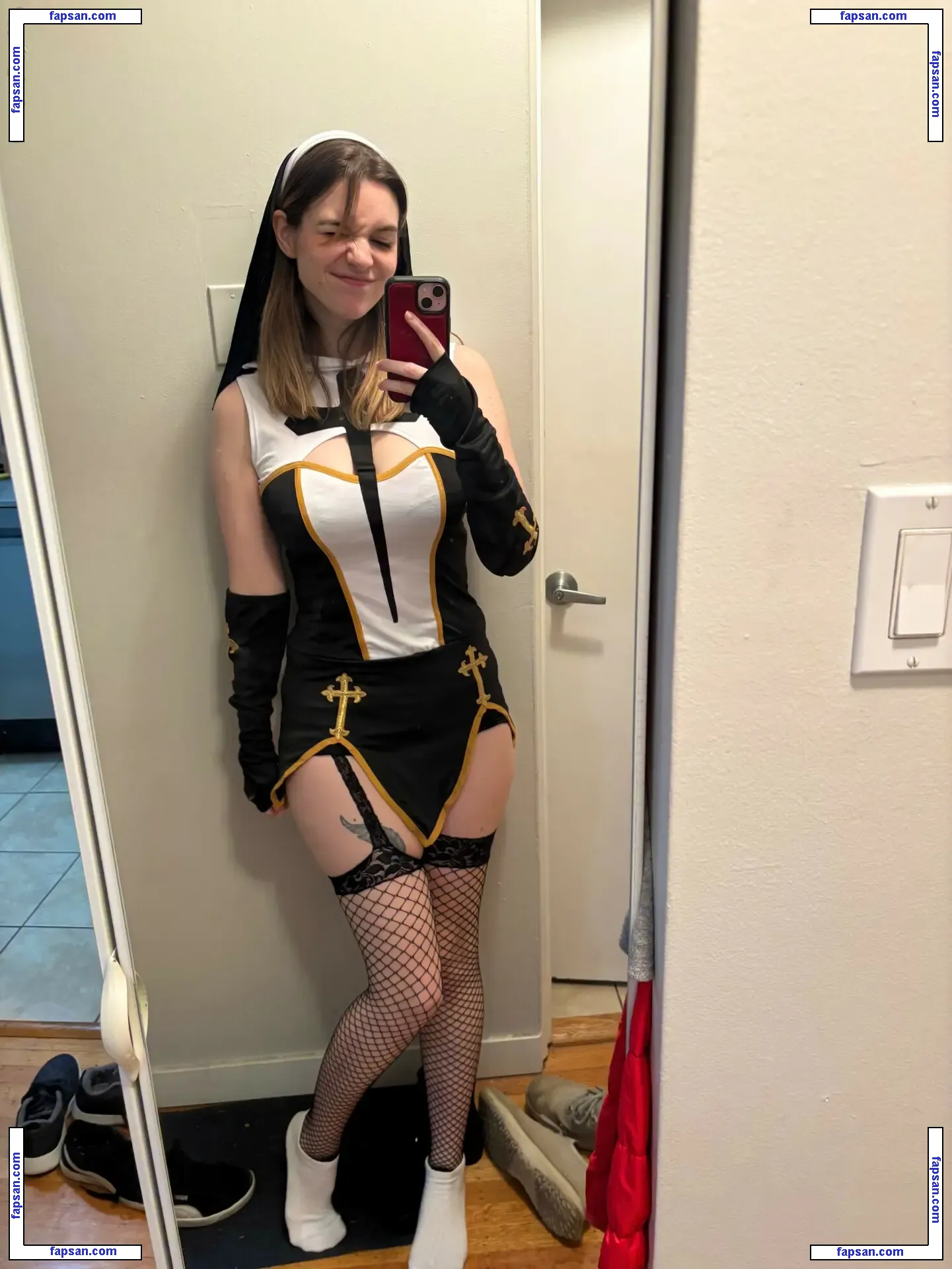 Sarah Z nude photo #0064 from OnlyFans