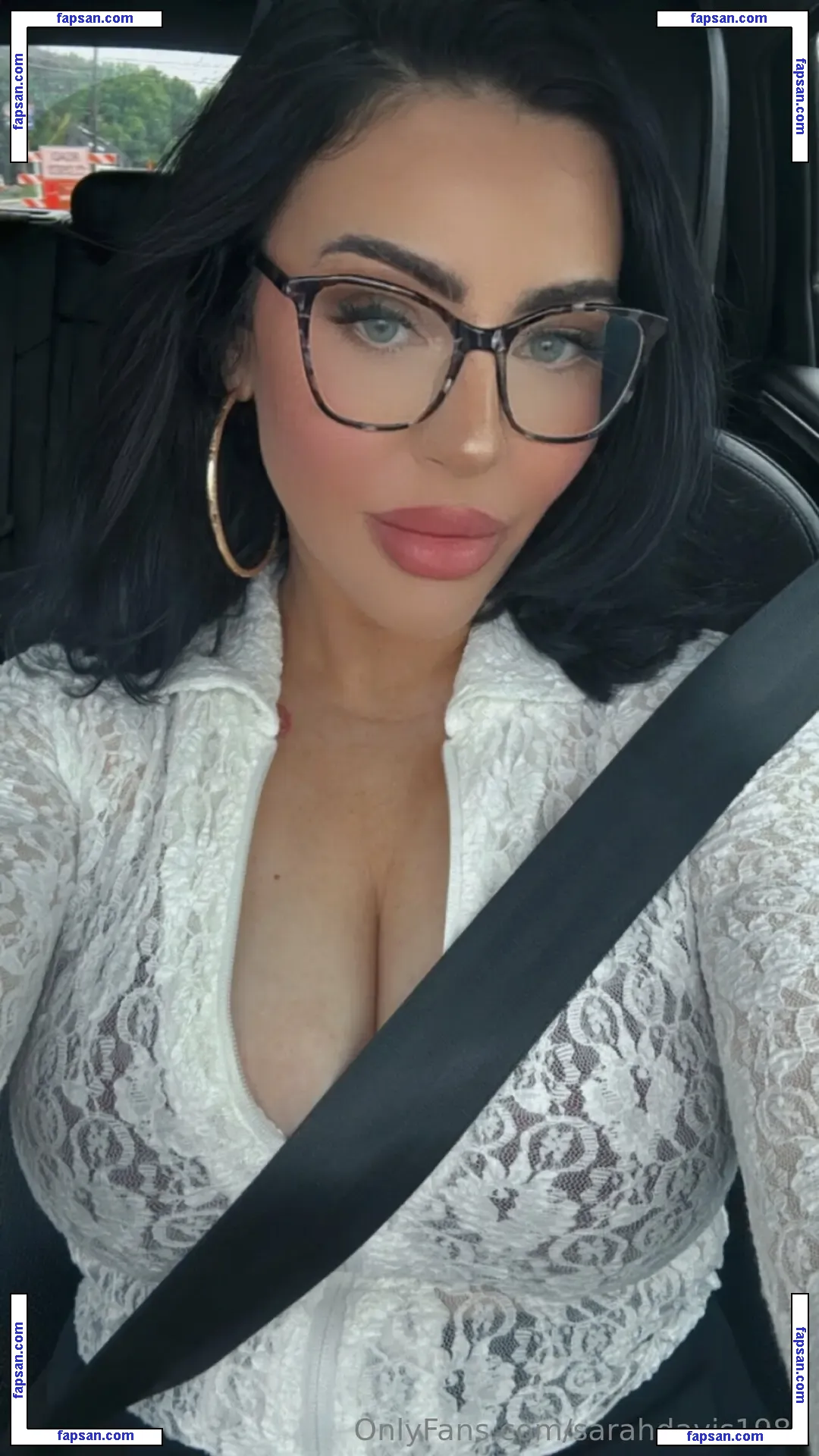 sarahdavis1987 nude photo #0012 from OnlyFans