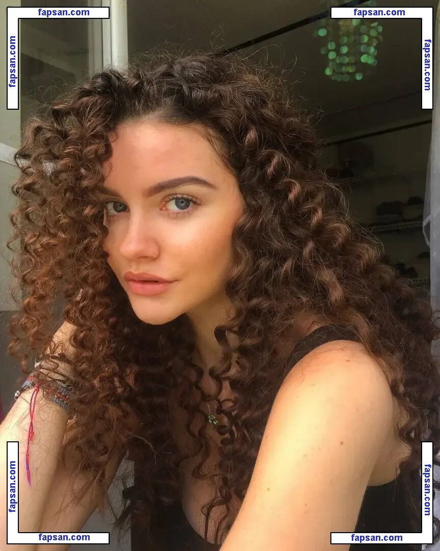 sarahhbl nude photo #0026 from OnlyFans