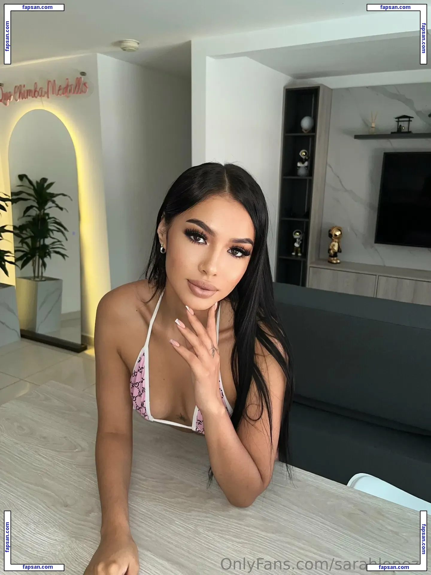sarahlopez1 nude photo #0009 from OnlyFans