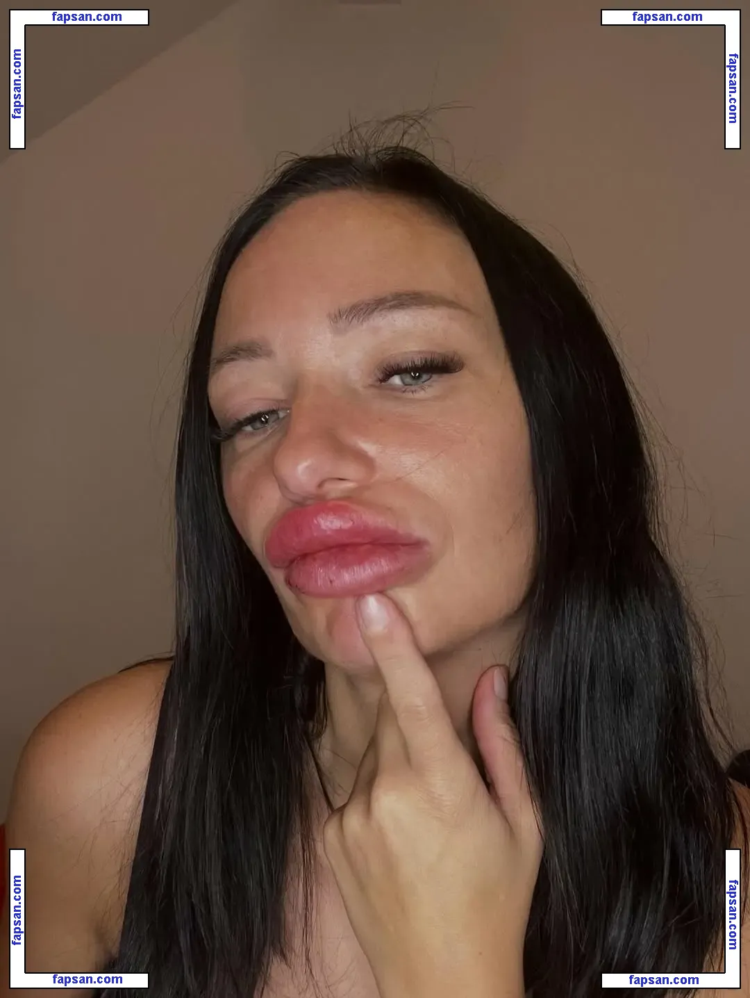 sarahotdiamond голая фото #0006 с Онлифанс