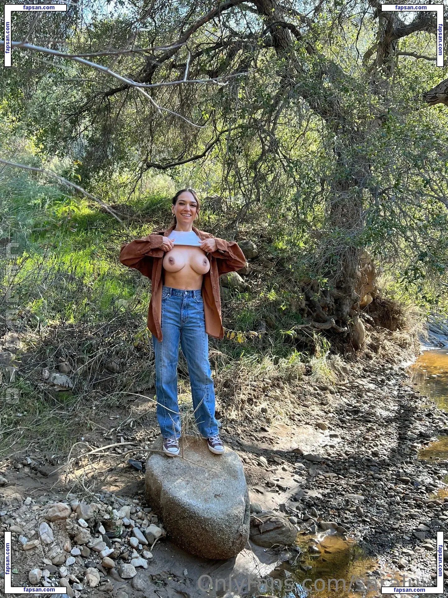 Saraluvv голая фото #0006 с Онлифанс