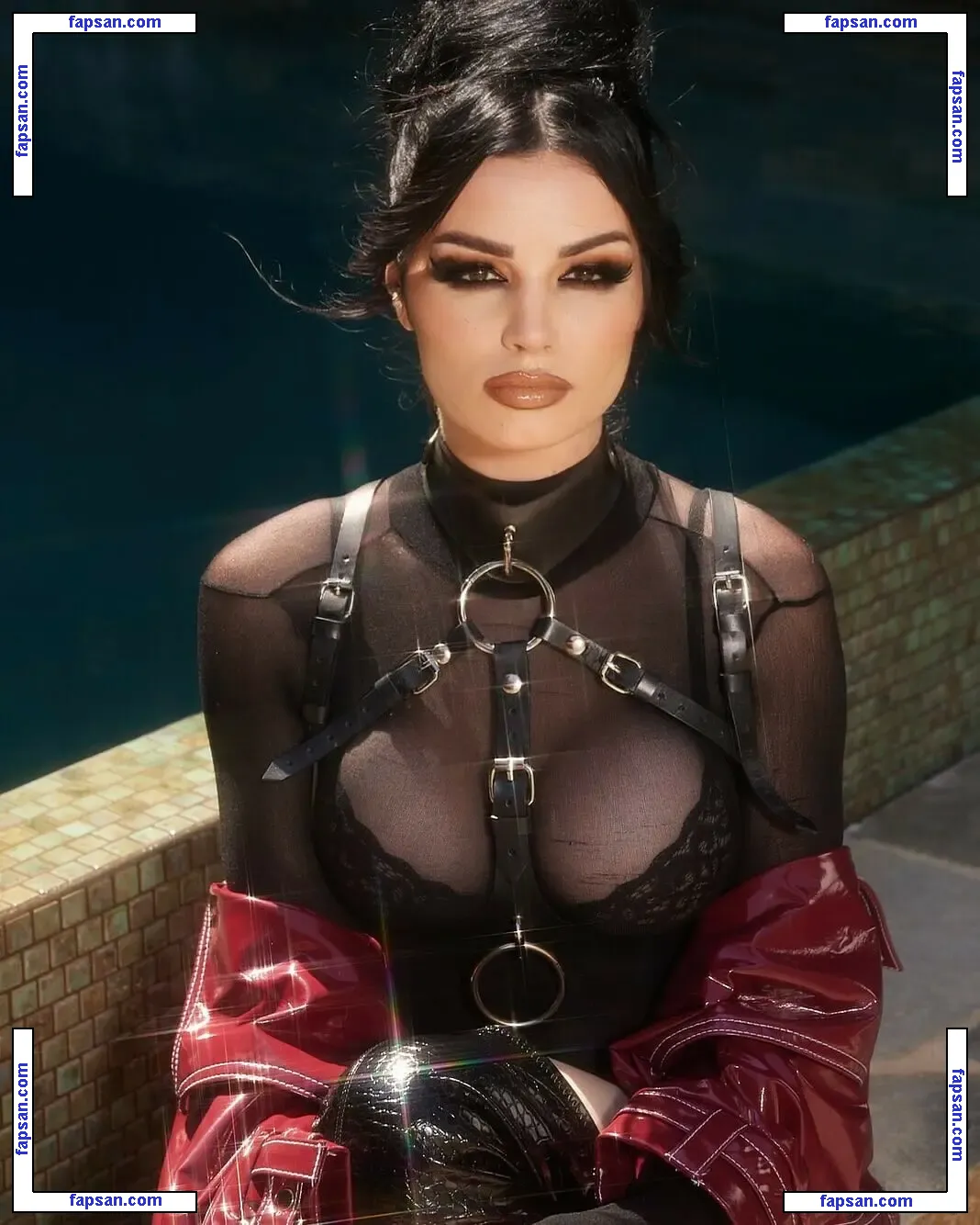 Saraya Bevis nude photo #0180 from OnlyFans