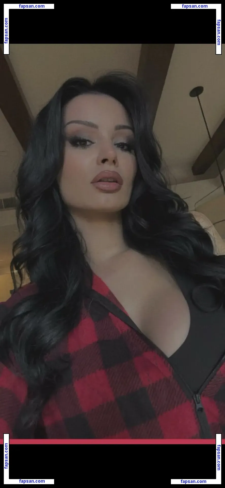 Saraya Bevis nude photo #0209 from OnlyFans