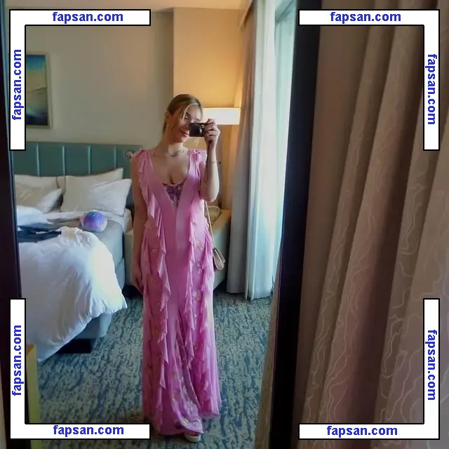 Sarina Hunt голая фото #0035 с Онлифанс