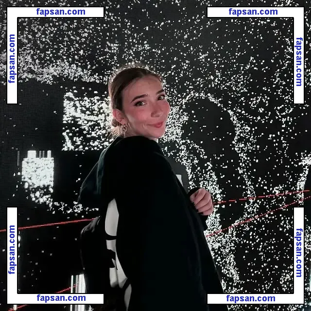 Sarina Hunt голая фото #0036 с Онлифанс