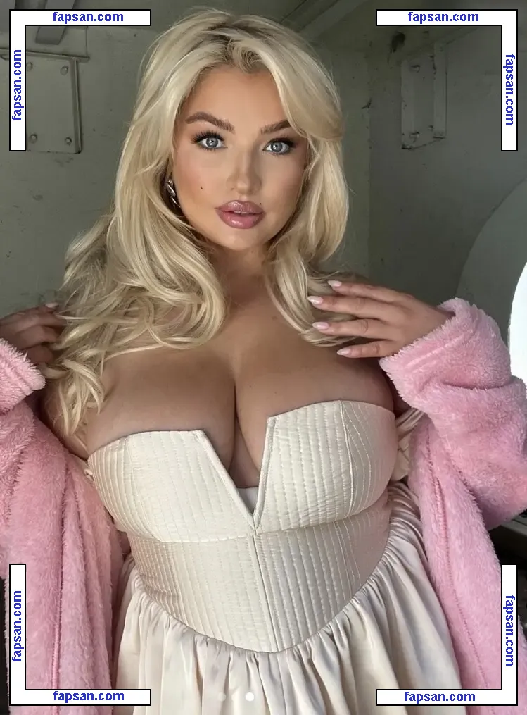 Sarina Nowak nude photo #0046 from OnlyFans