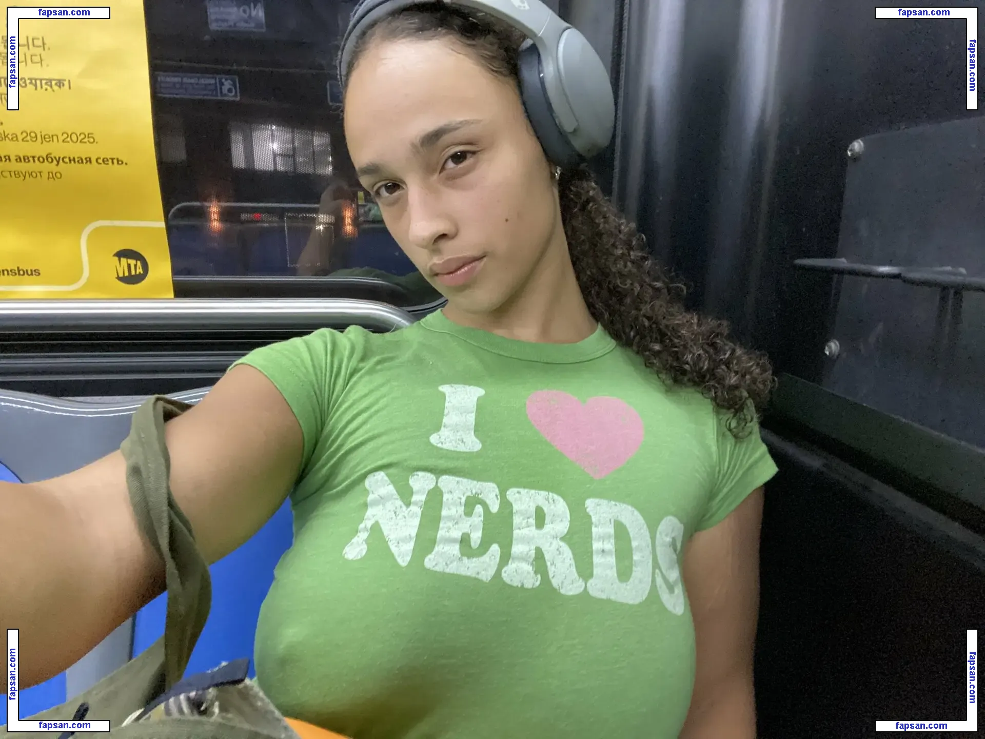 Sarina nude photo #0157 from OnlyFans