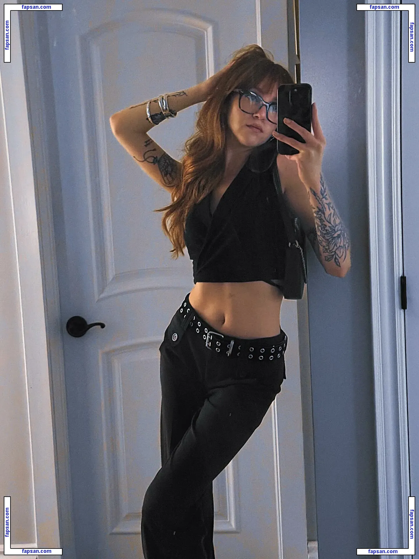 SarraCicero голая фото #0010 с Онлифанс