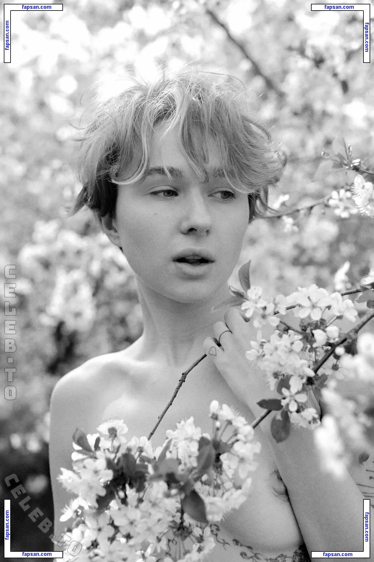 Sasha Atman голая фото #0053 с Онлифанс