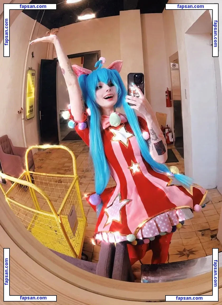 Sasha Gaier nude photo #0034 from OnlyFans