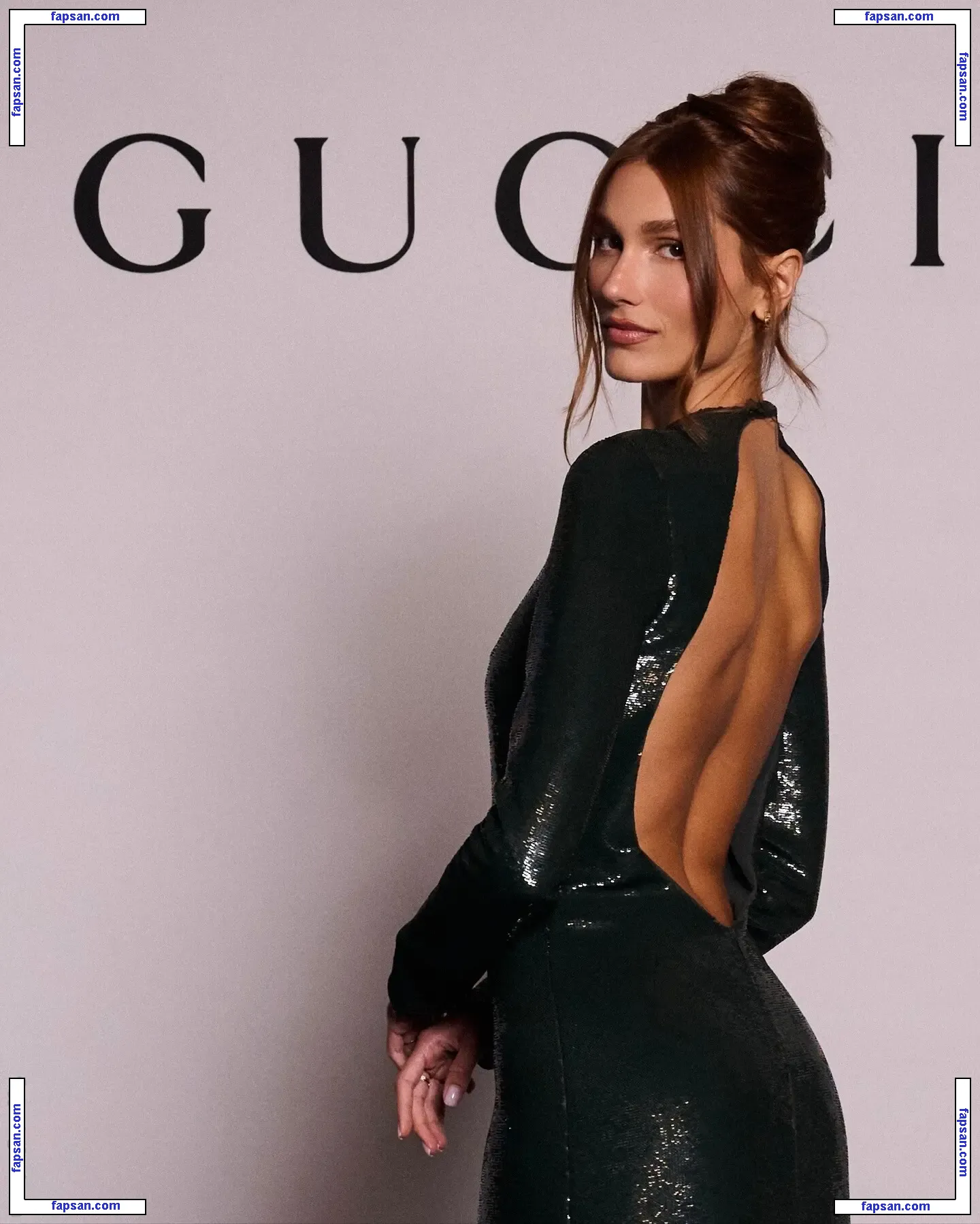 Sasha Meneghel голая фото #0049 с Онлифанс