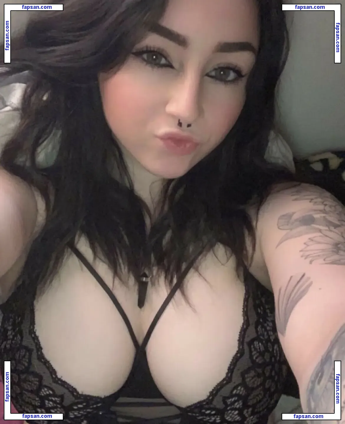 sasha4201 голая фото #0001 с Онлифанс