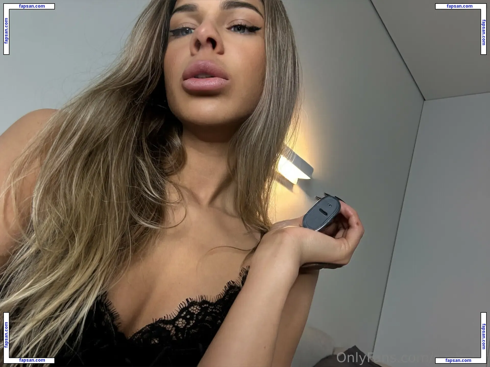 sashafly nude photo #0016 from OnlyFans