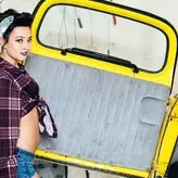 Sassafrass голая #0060