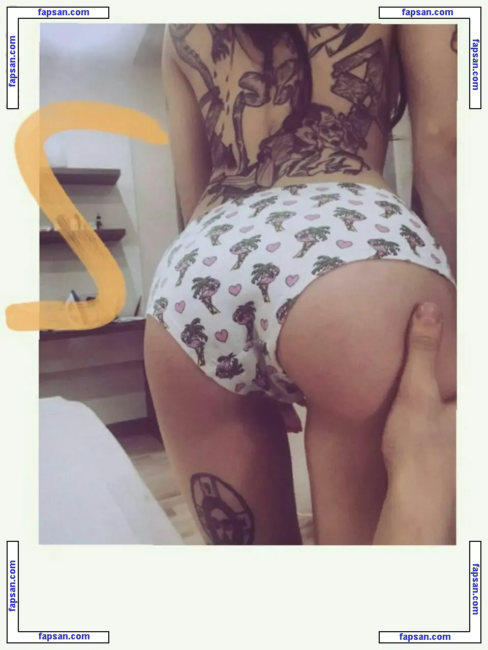 satana696969 / s_krestami / satana nude photo #0043 from OnlyFans