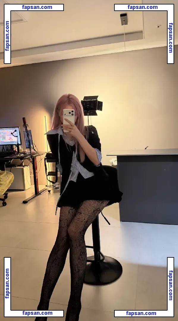 satanmate голая фото #0097 с Онлифанс