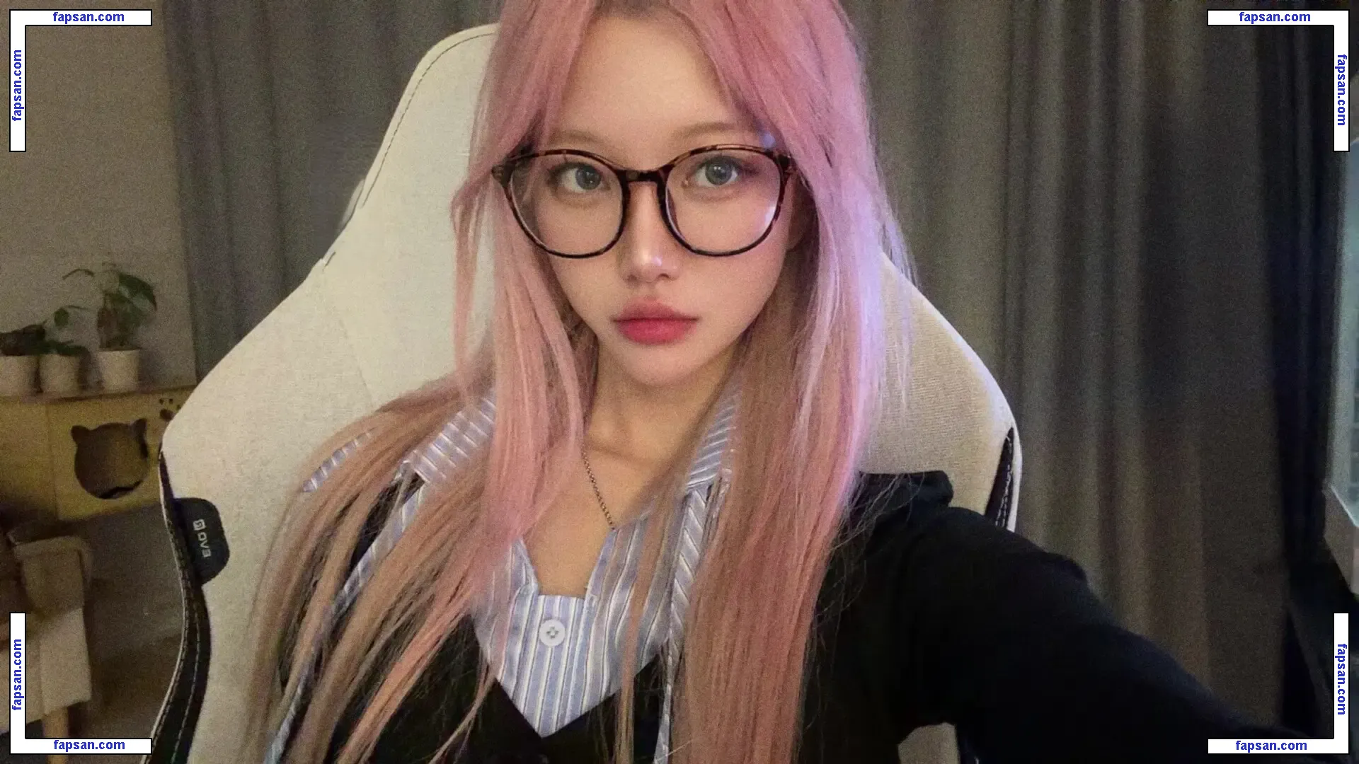 satanmate голая фото #0098 с Онлифанс