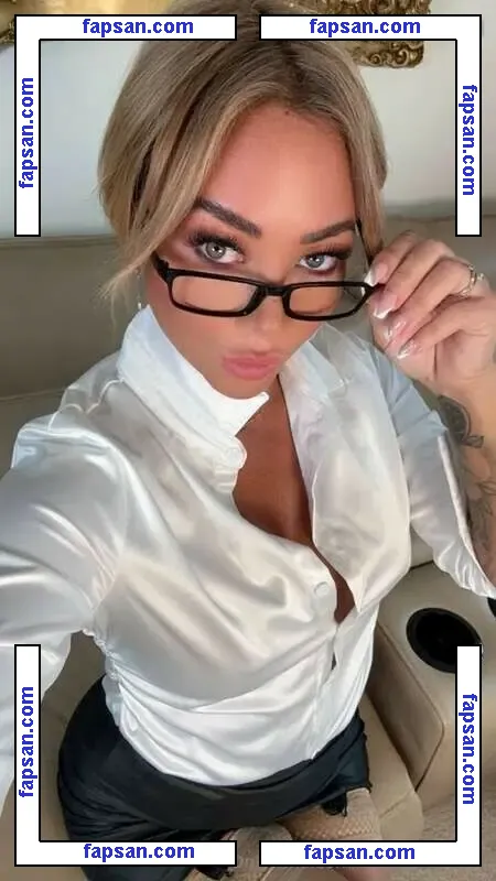 Satin & Silk nude photo #0001 from OnlyFans