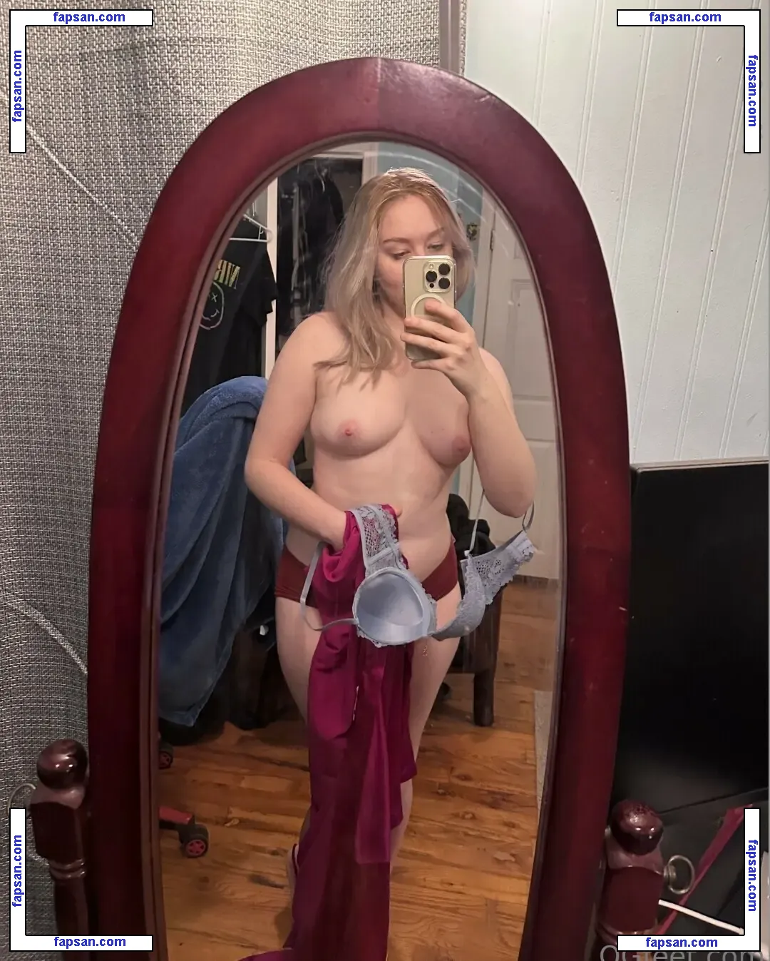 Sativa Skies голая фото #0032 с Онлифанс