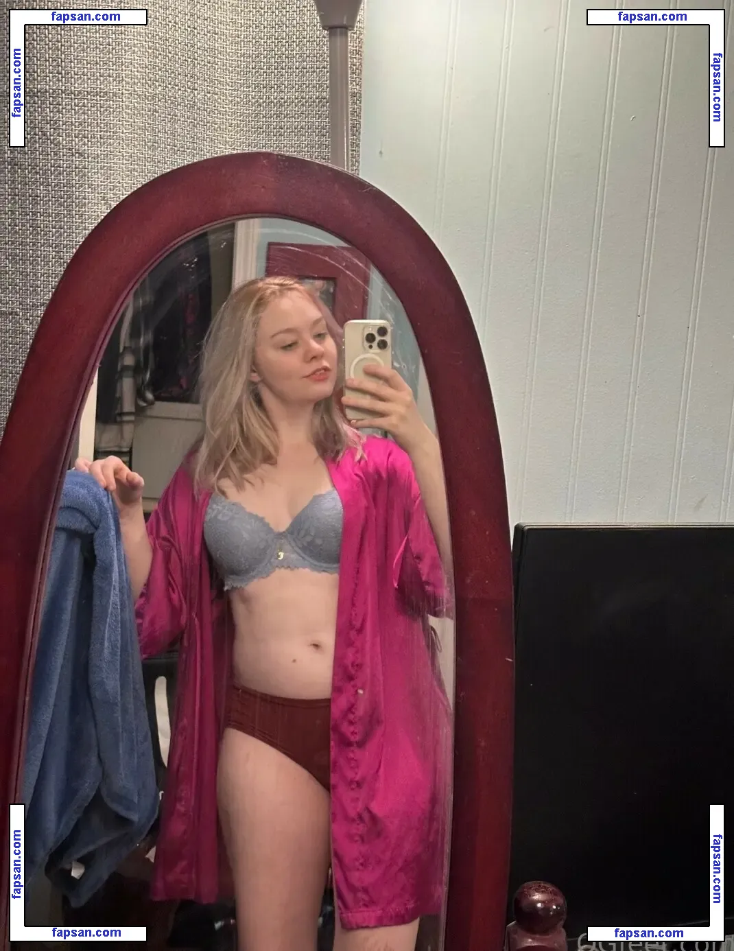 Sativa Skies голая фото #0035 с Онлифанс