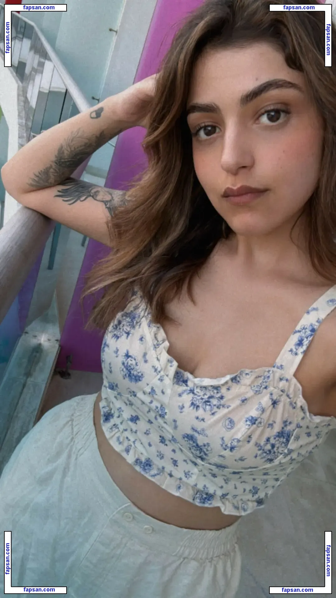 Saturneighteen nude photo #0001 from OnlyFans