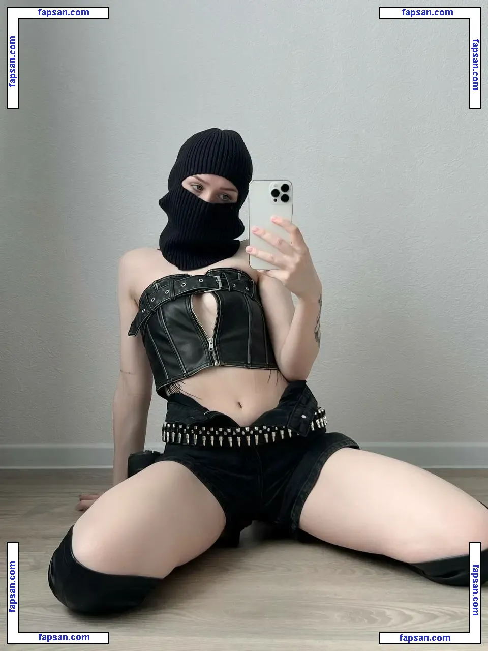 saucensta nude photo #0145 from OnlyFans