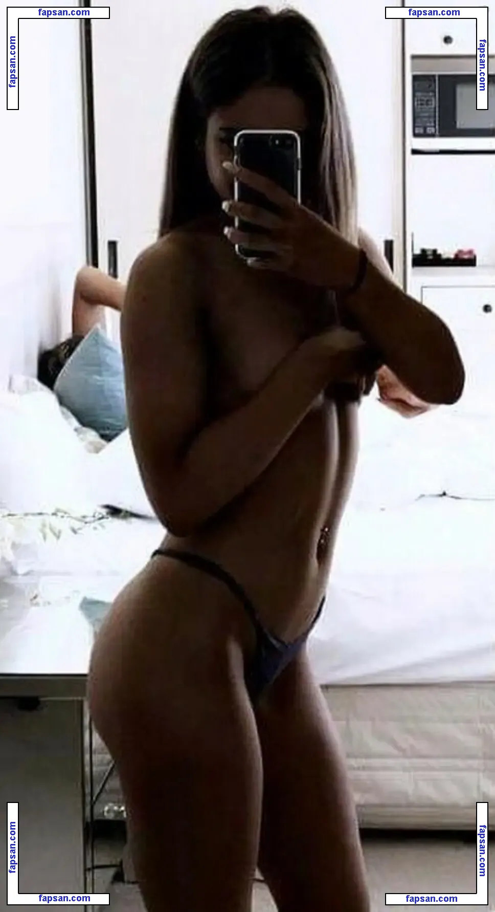 Savanah Badger nude photo #0008 from OnlyFans