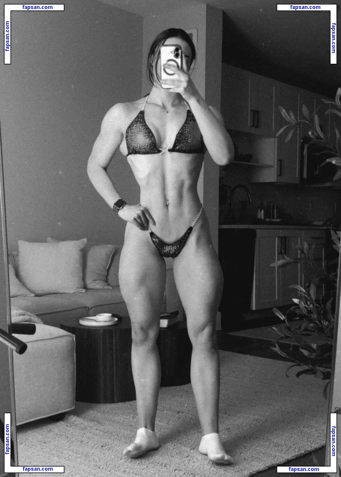 Savannah Noelle голая фото #0003 с Онлифанс