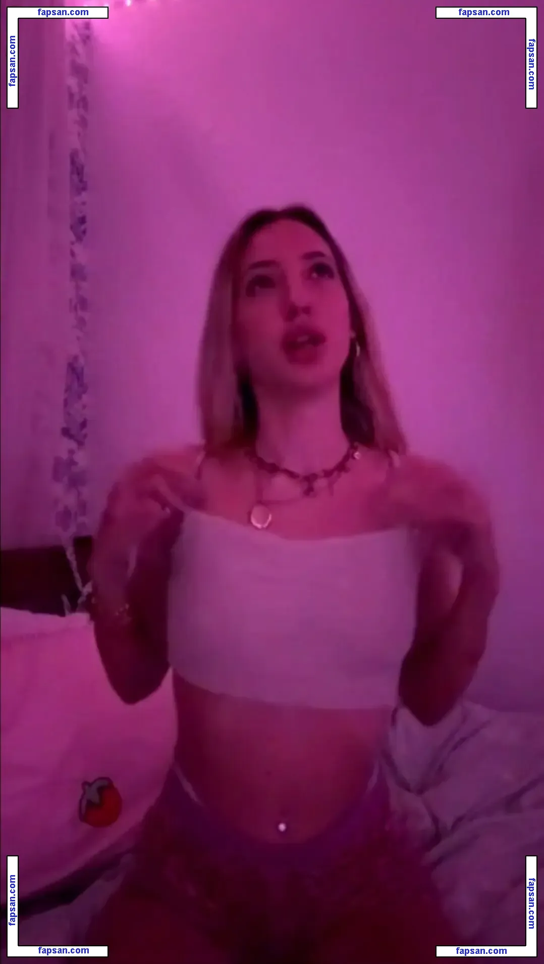 Savannahelisse голая фото #0017 с Онлифанс