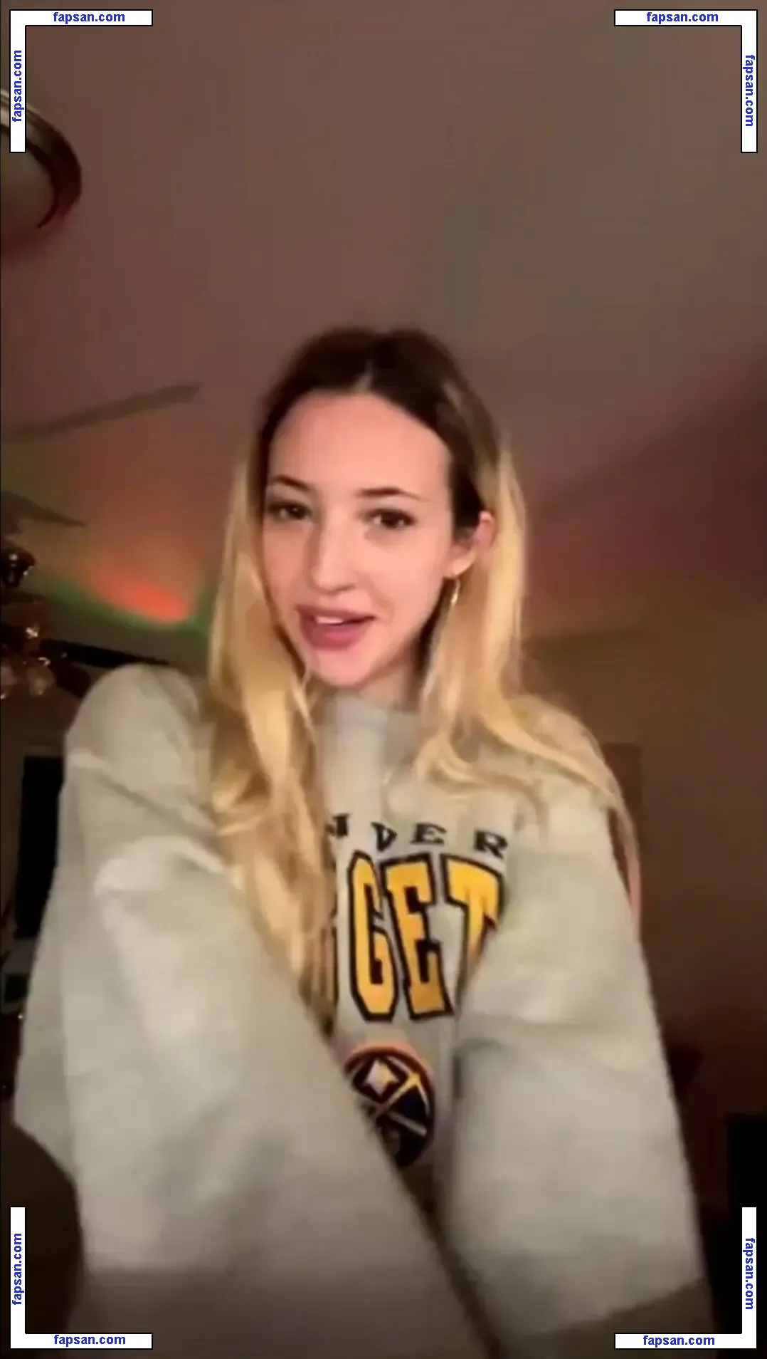 Savannahelisse голая фото #0018 с Онлифанс