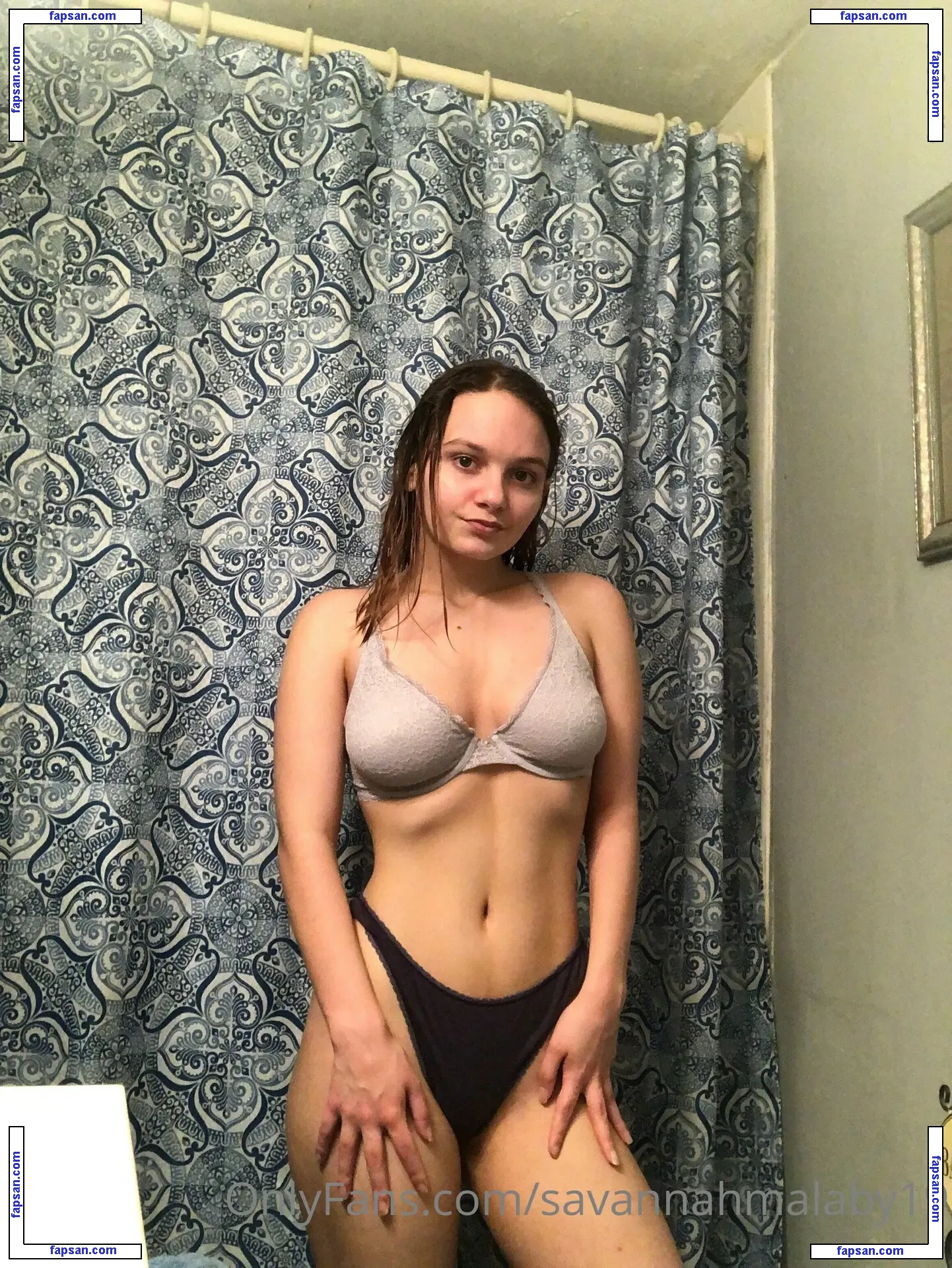 Savannahmalaby19 nude photo #0023 from OnlyFans